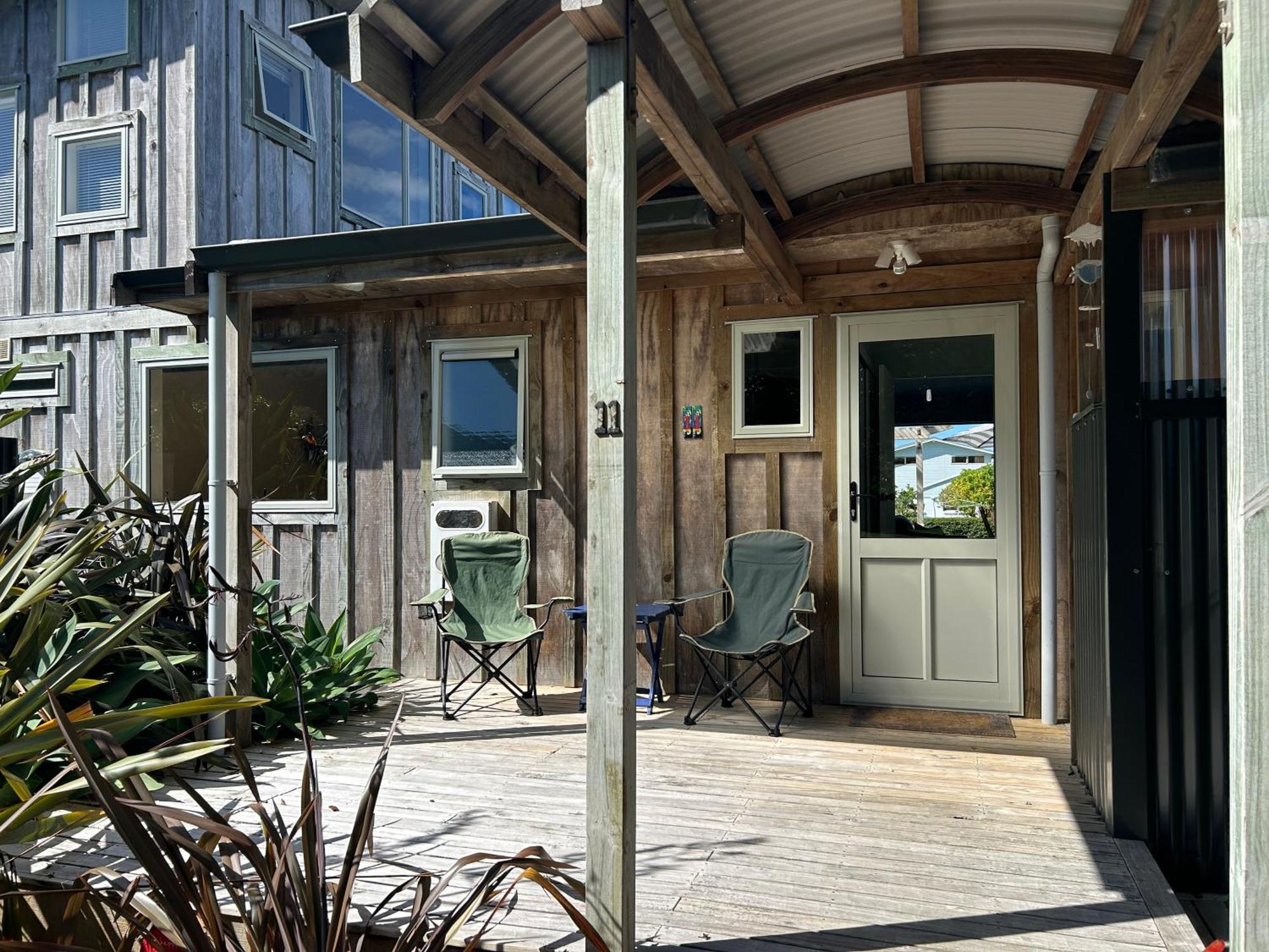 Coro Beach Haven - Hahei Holiday Home Экстерьер фото